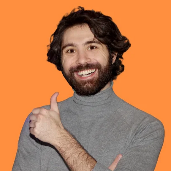 Riki Caceras - AI & Marketing Consultant